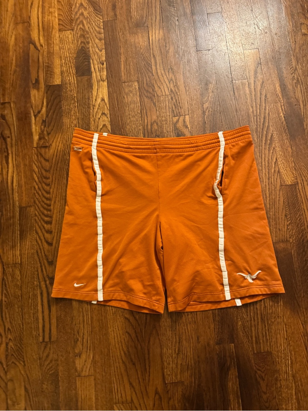 Vintage Nike Texas longhorns basketball shorts size XXL